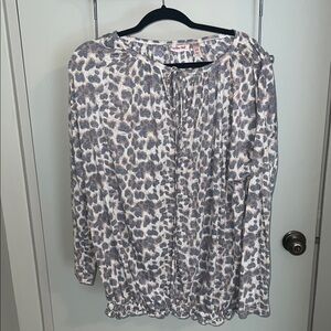 Chic Animal Print Blouse - Gray and White